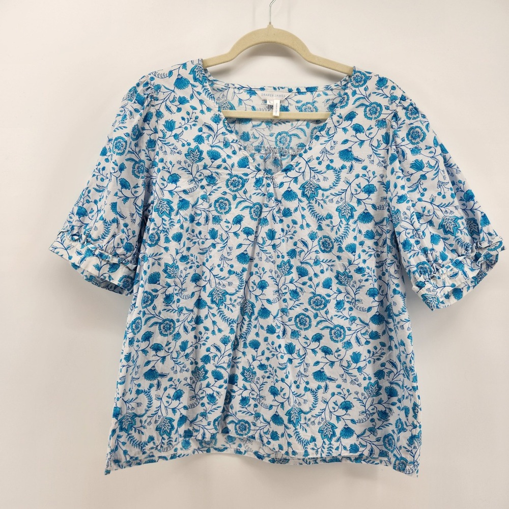 Draper James Blue Floral Print Short Sleeve V-Neck Cotton Top Women's Size L